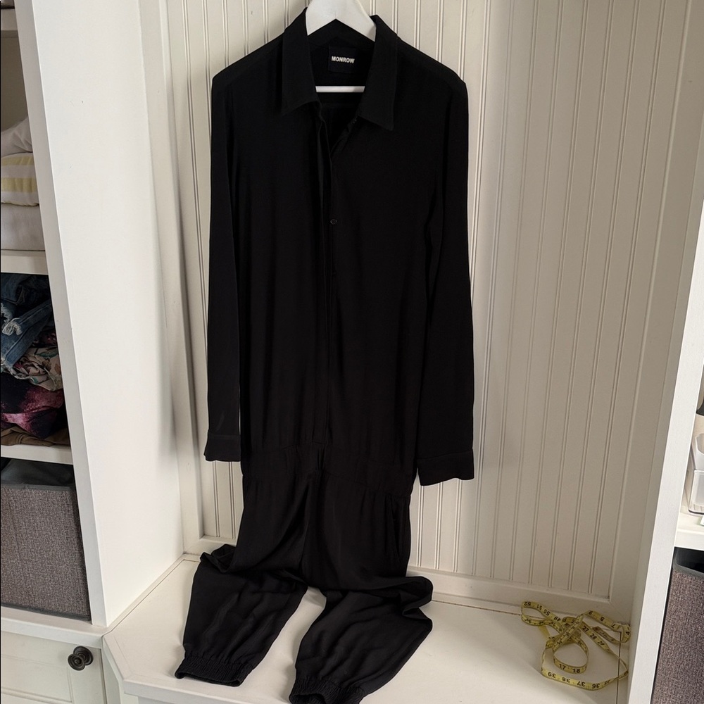 MONROW Crepe Long Sleeve Jumpsuit - Picture 4 of 10